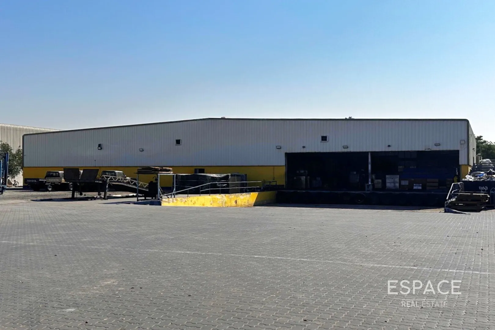 single static gallery