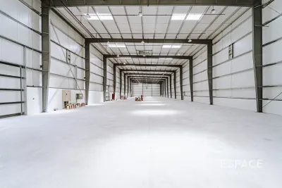 Saih Shuaib 4, Dubai Industrial City, Dubai - Espace