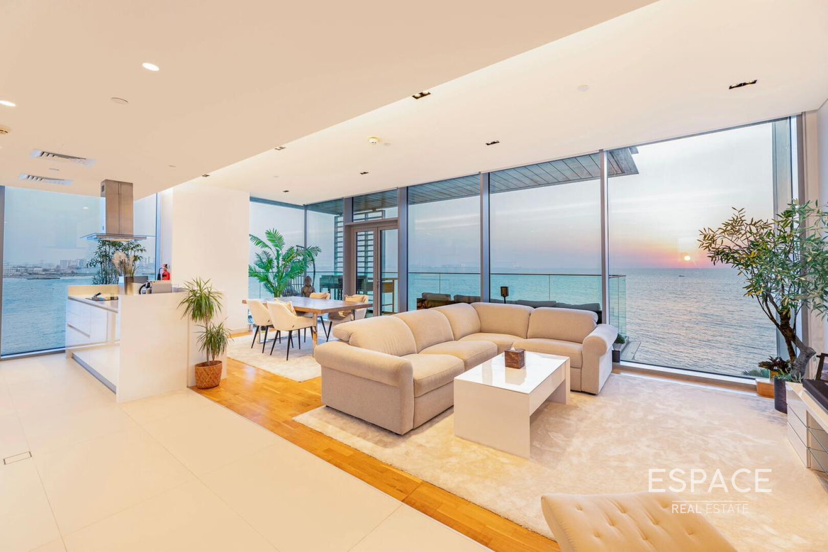 single static gallery