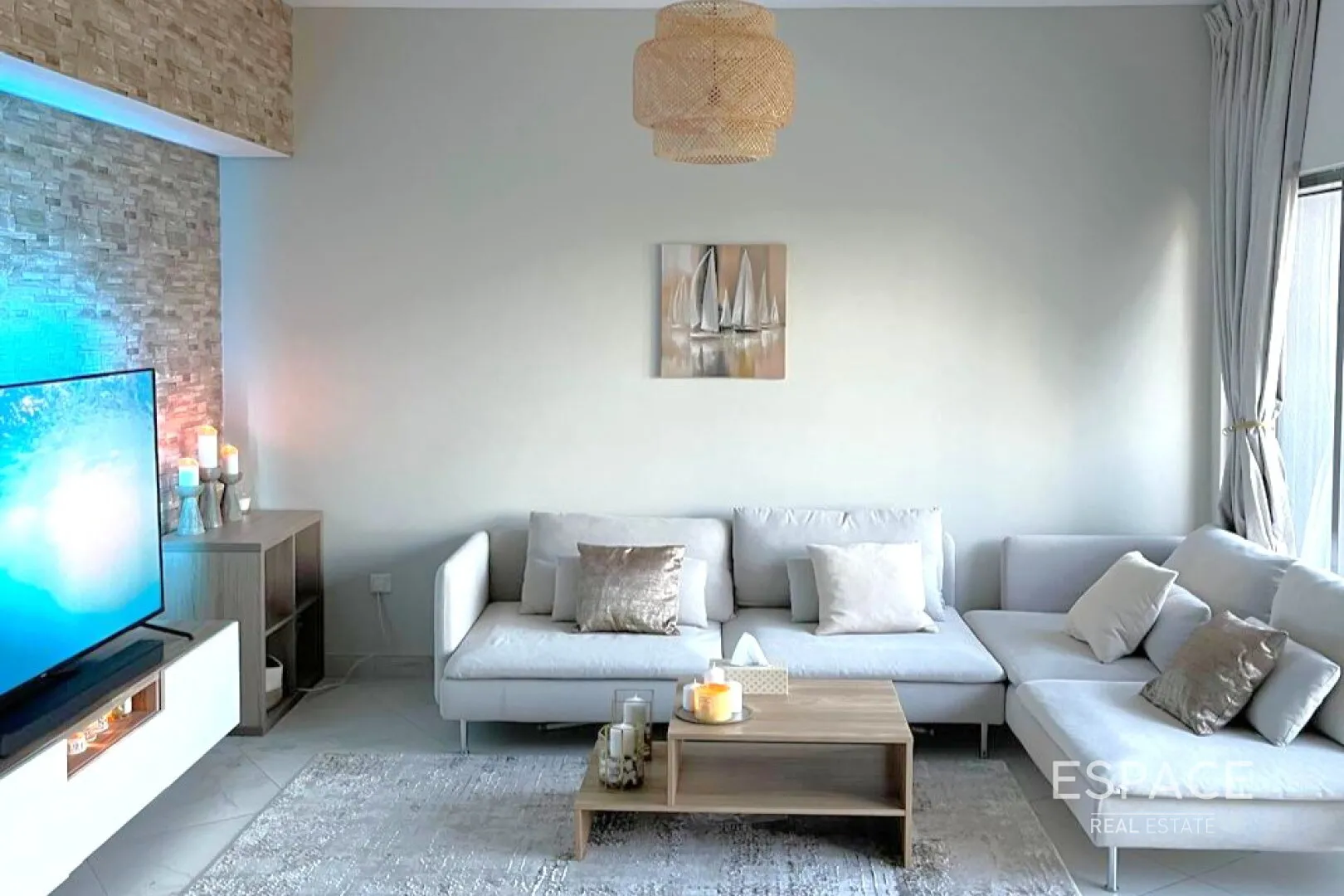 single static gallery