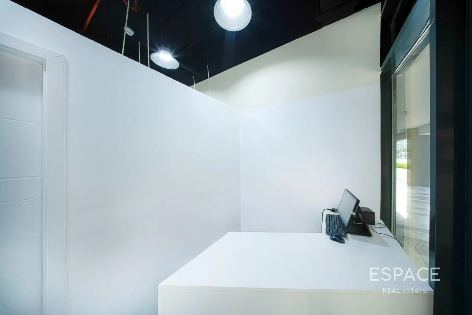 single static gallery