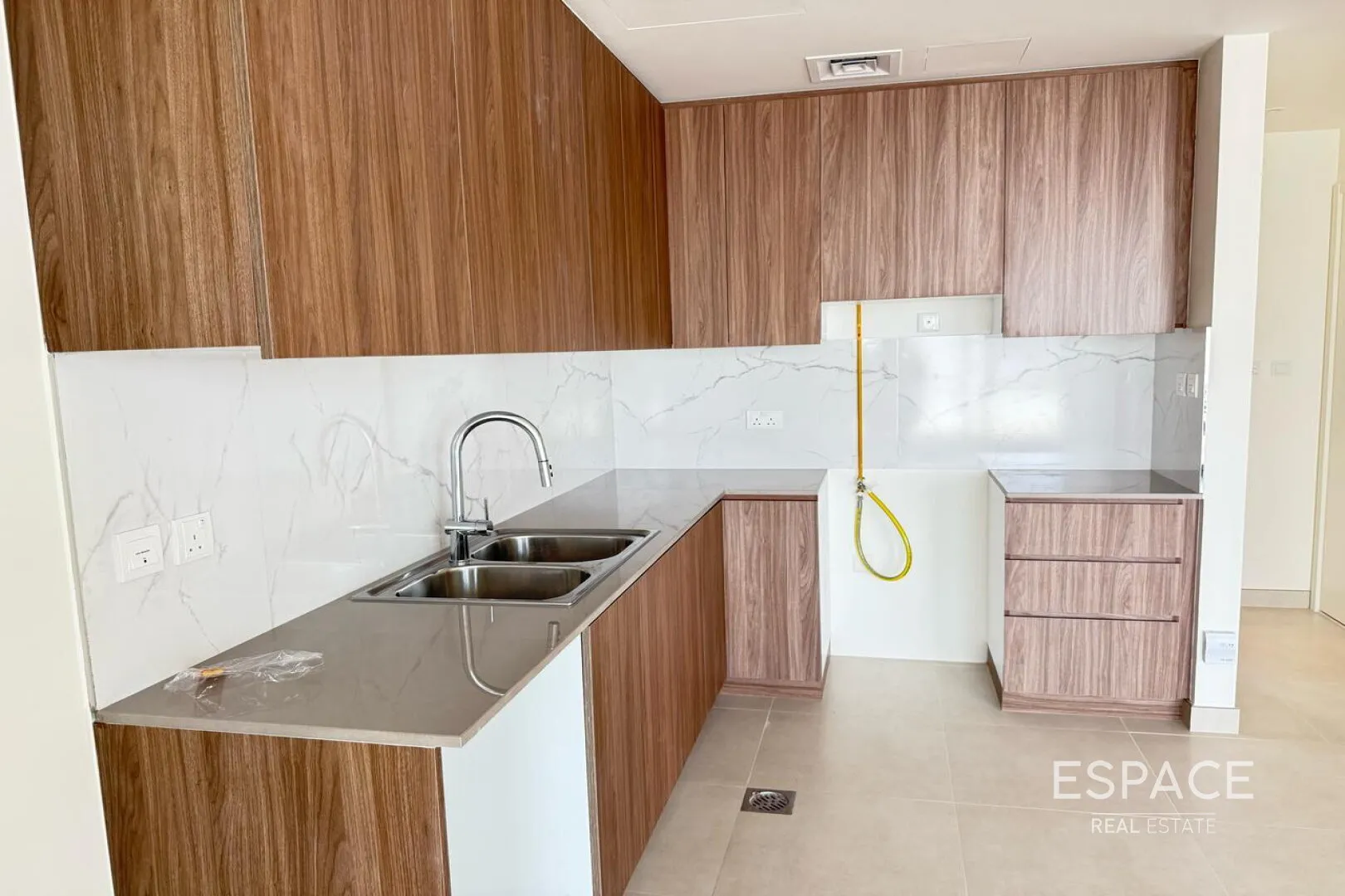 single static gallery