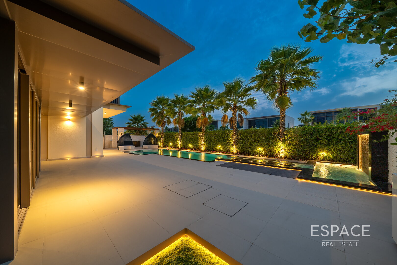 PropertiesGalleryCamera