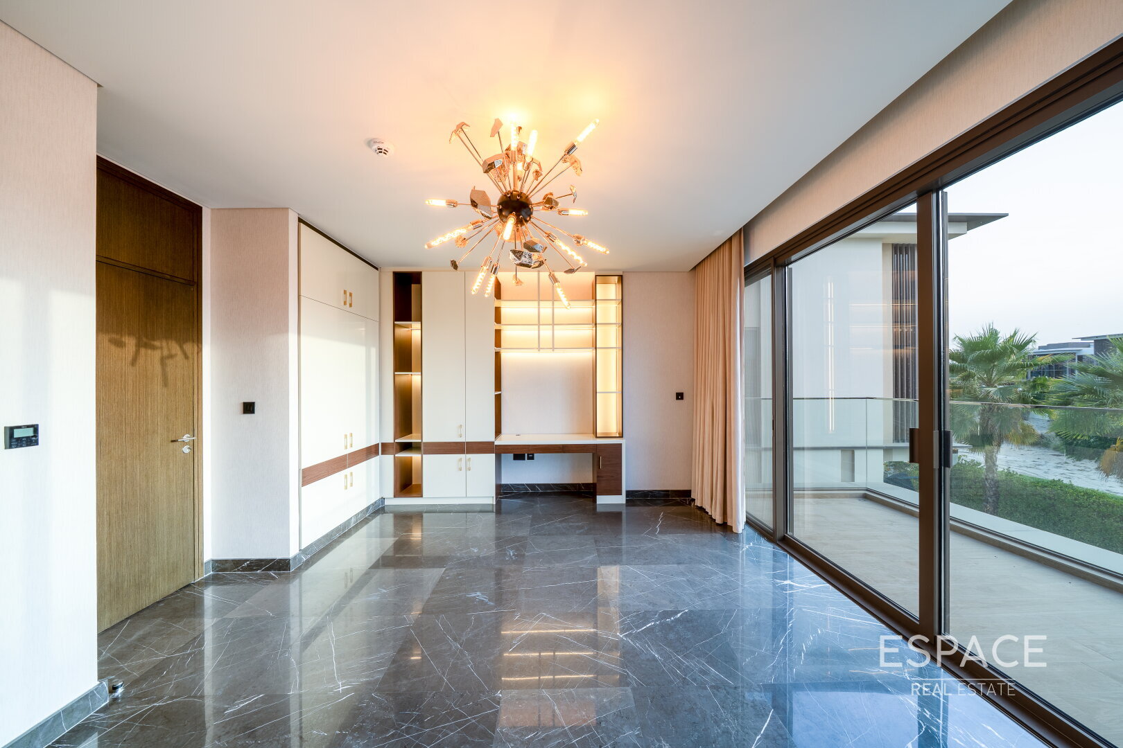 PropertiesGalleryCamera