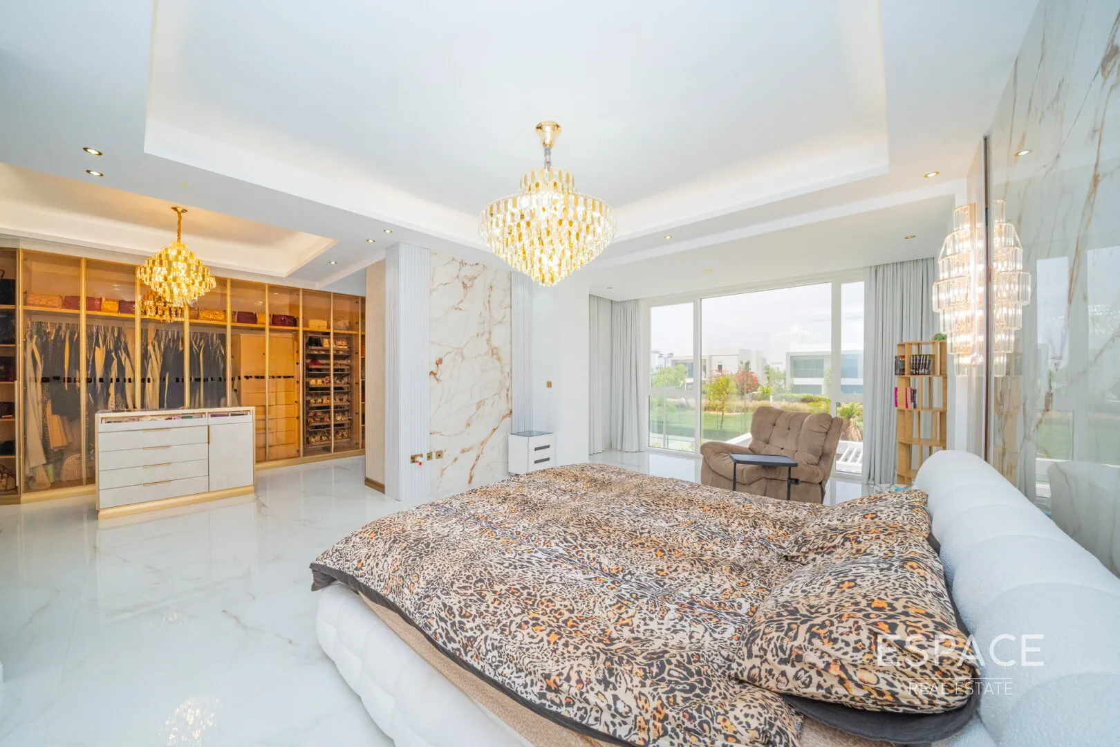 single static gallery