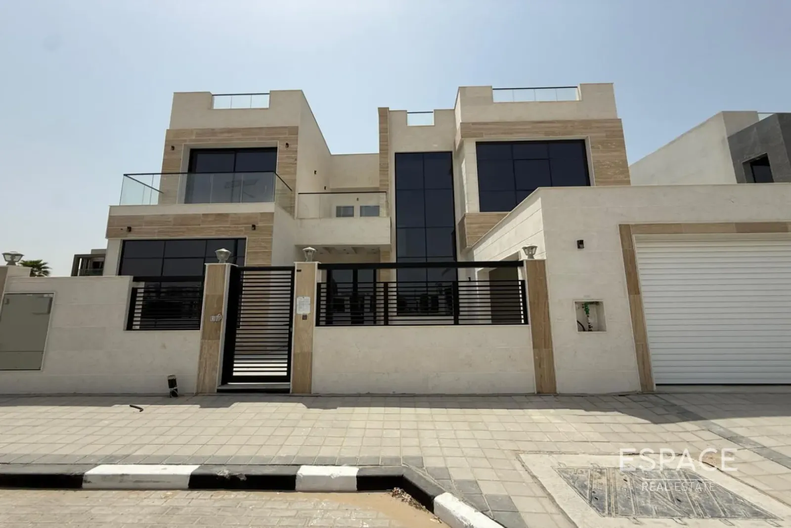 PropertiesGalleryCamera
