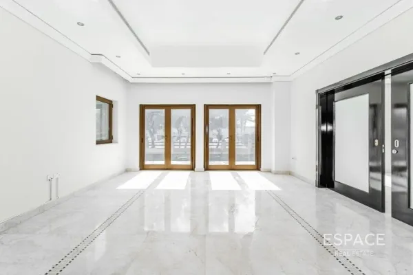 single static gallery