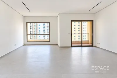 JBR - Shams 2, Jumeirah Beach Residence, Dubai - Espace