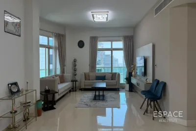 Marina Mansion, Dubai Marina, Dubai - Espace