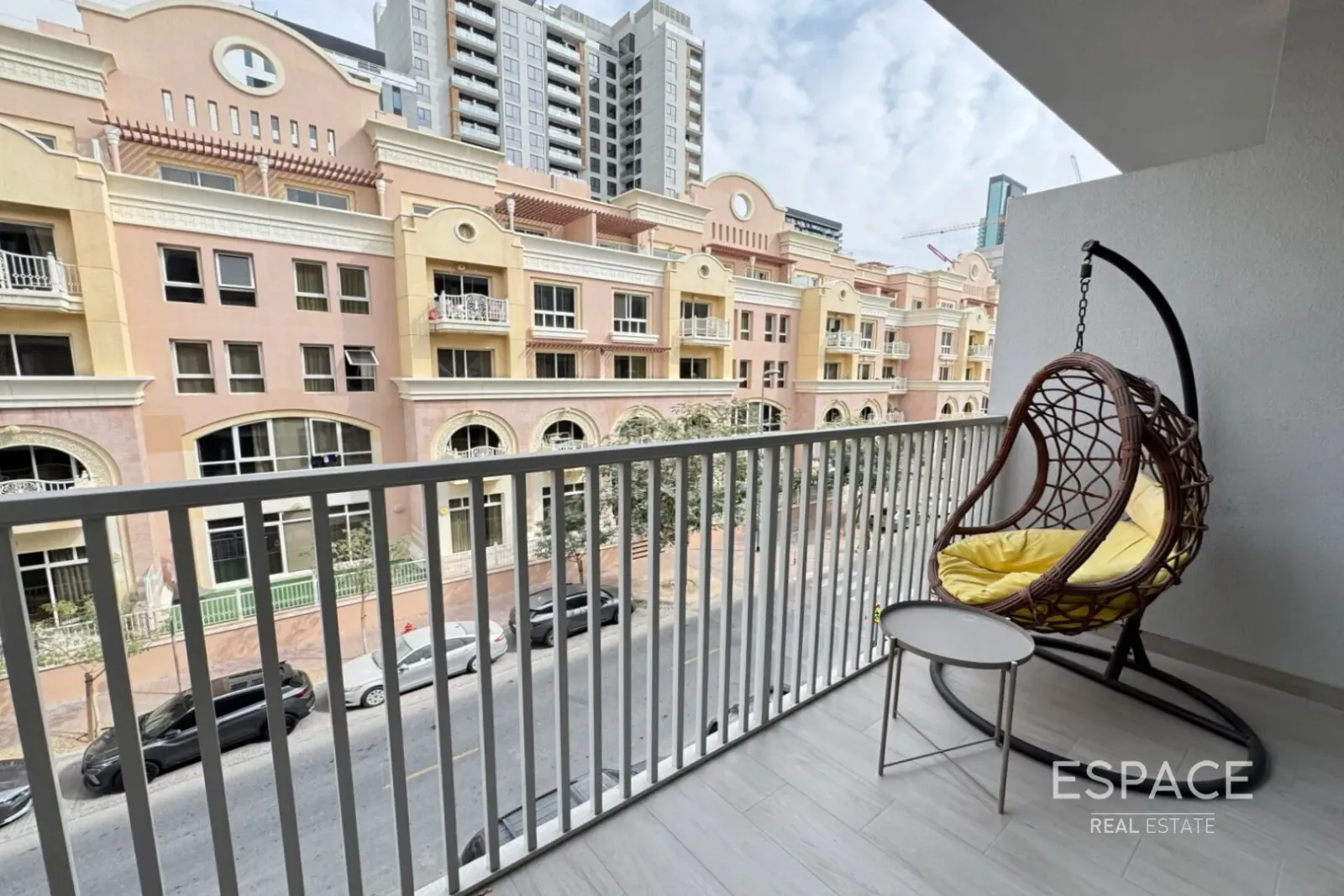 PropertiesGalleryCamera