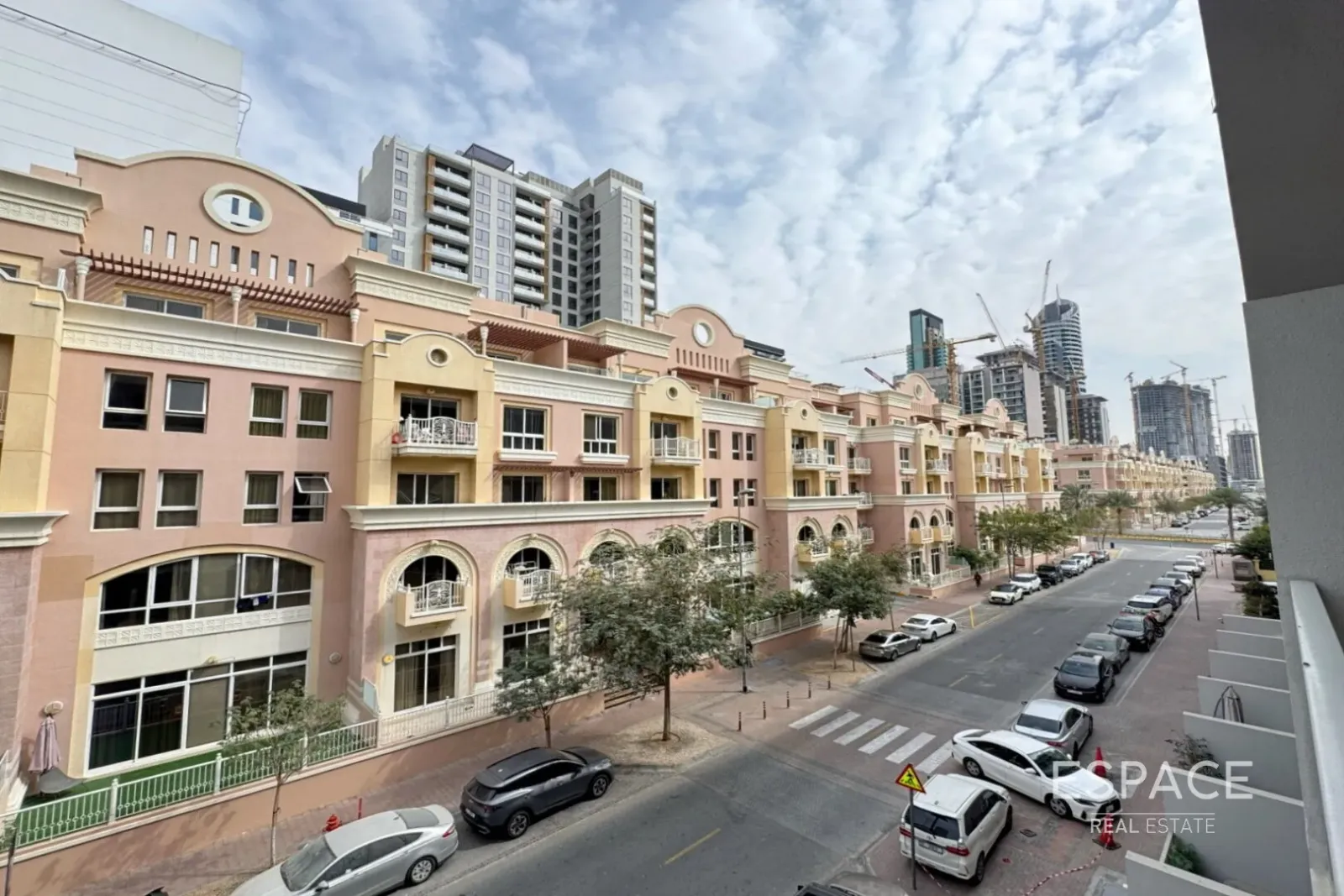 PropertiesGalleryCamera