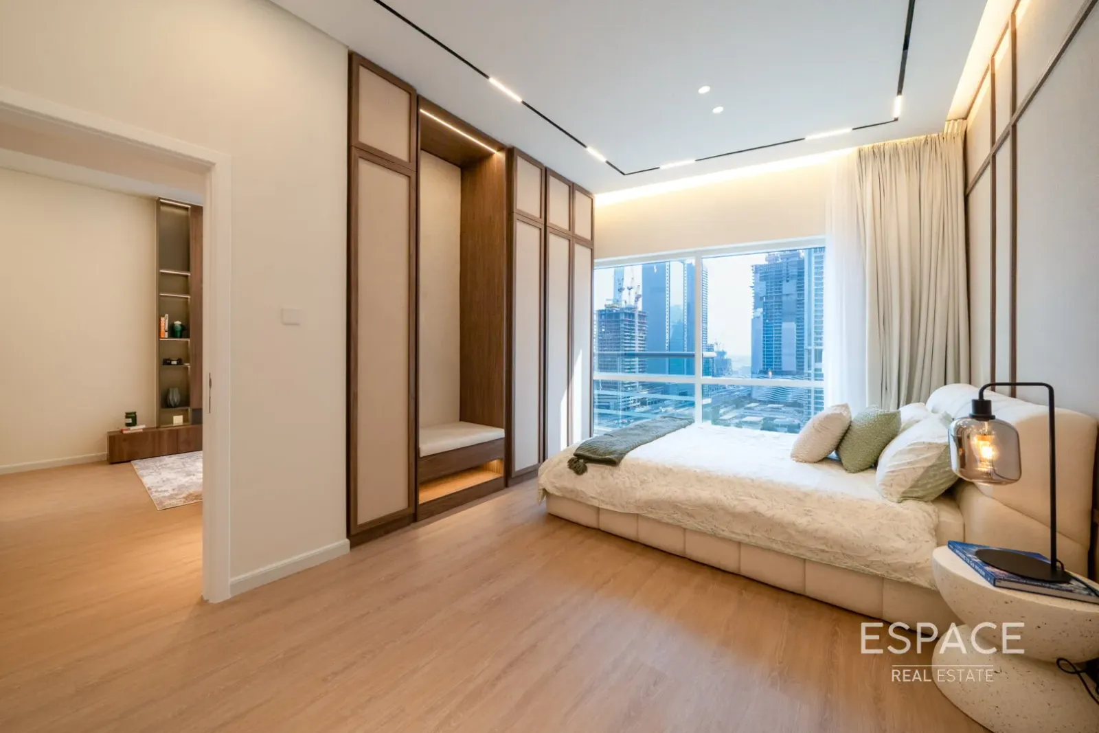 PropertiesGalleryCamera