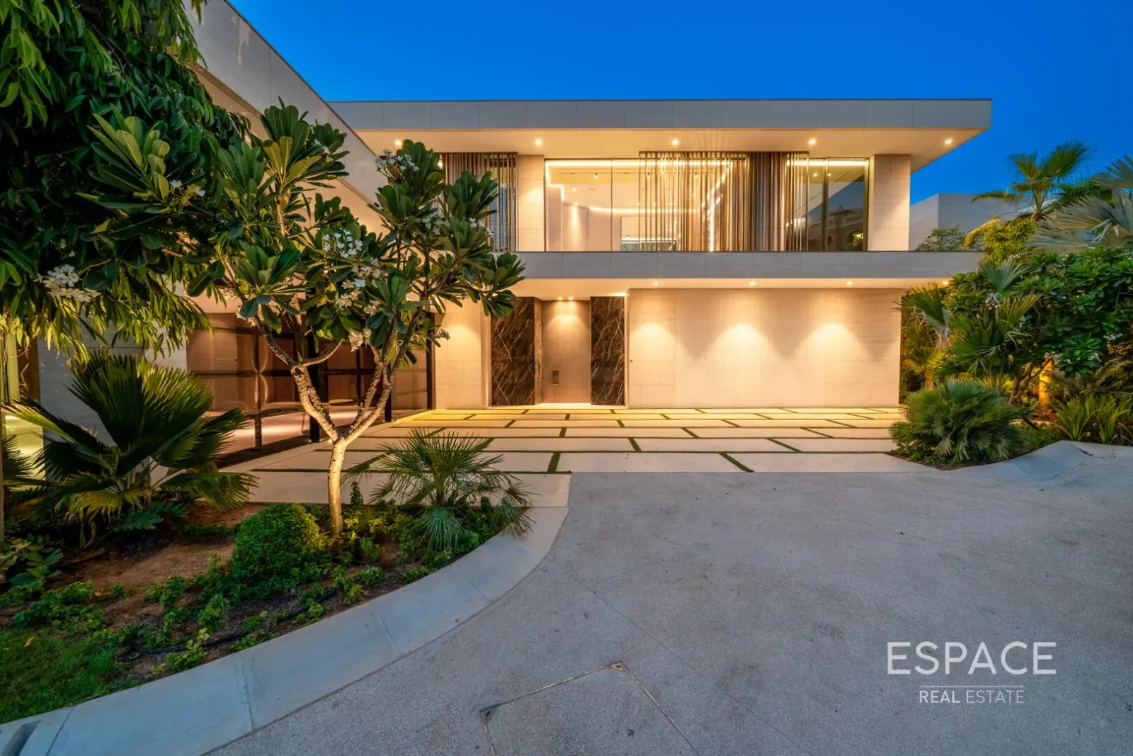 PropertiesGalleryCamera