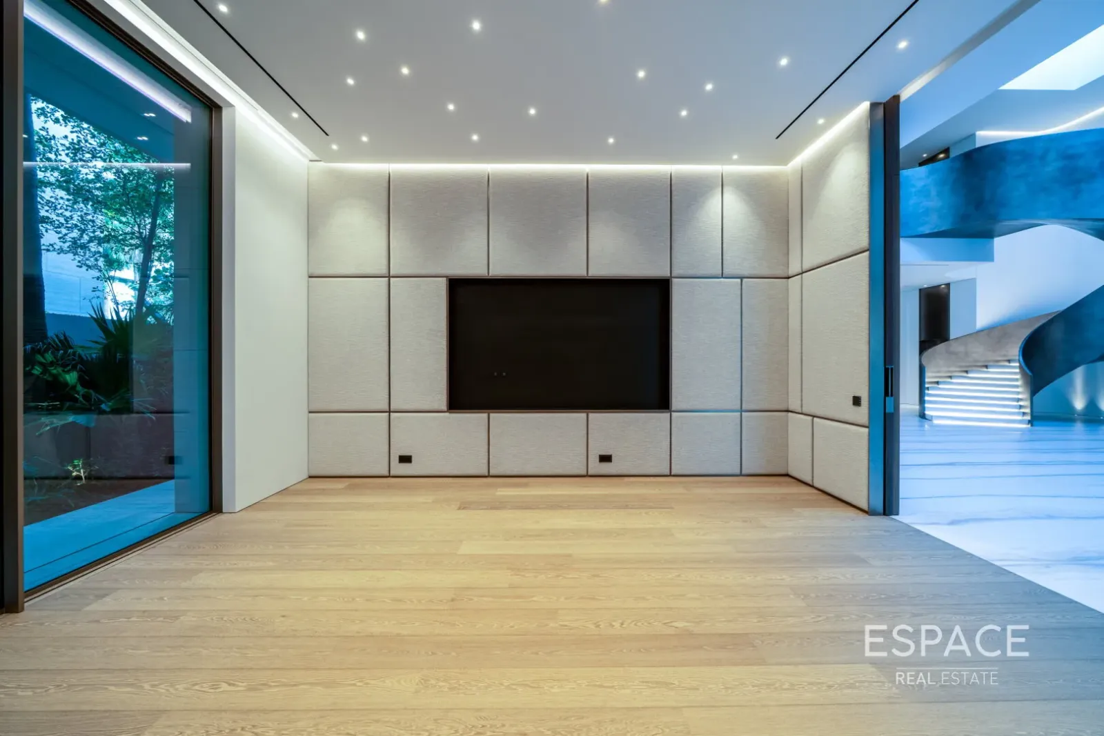 PropertiesGalleryCamera