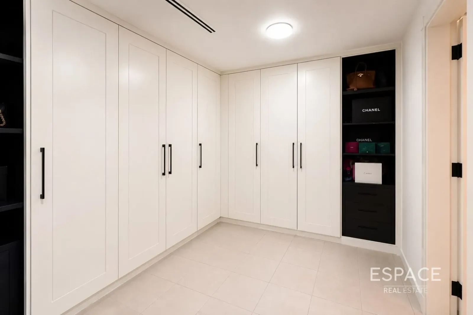 PropertiesGalleryCamera