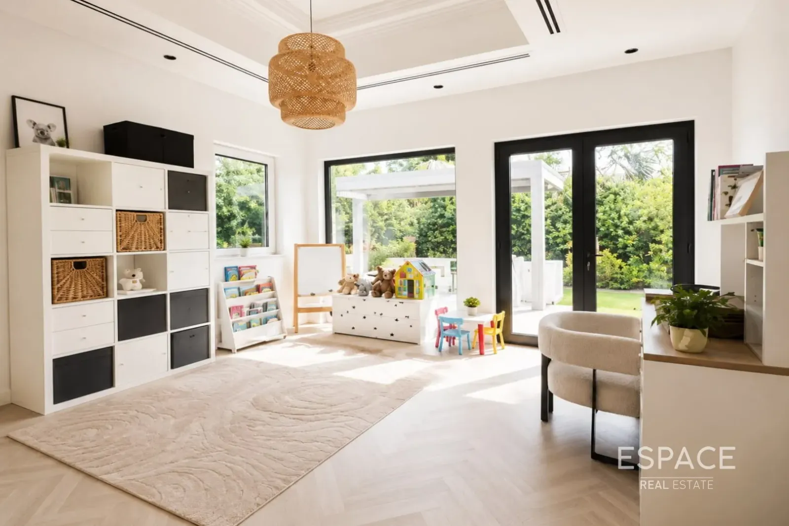 PropertiesGalleryCamera