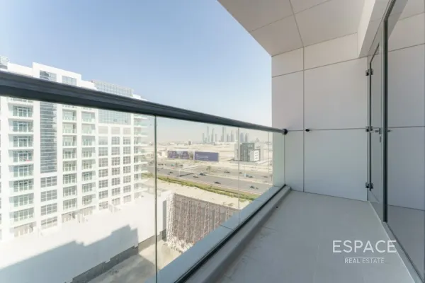 Al Waleed Garden 2, Al Jaddaf, Dubai - Espace