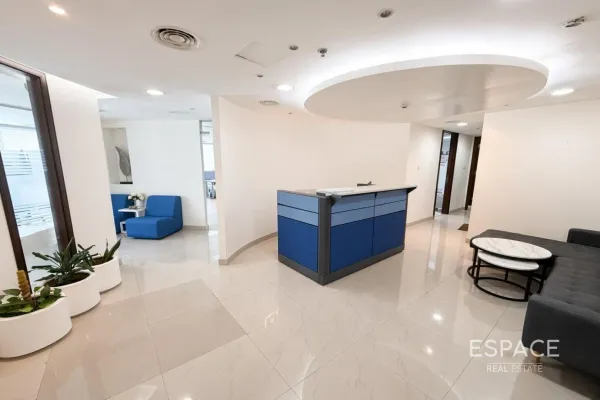 Fortune Tower, Jumeirah Lake Towers, Dubai - Espace