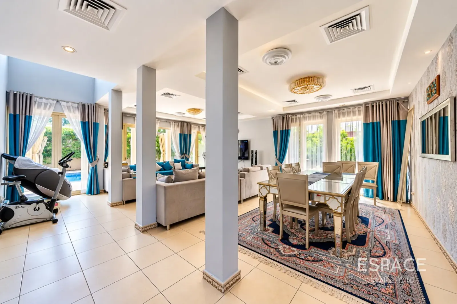 PropertiesGalleryCamera