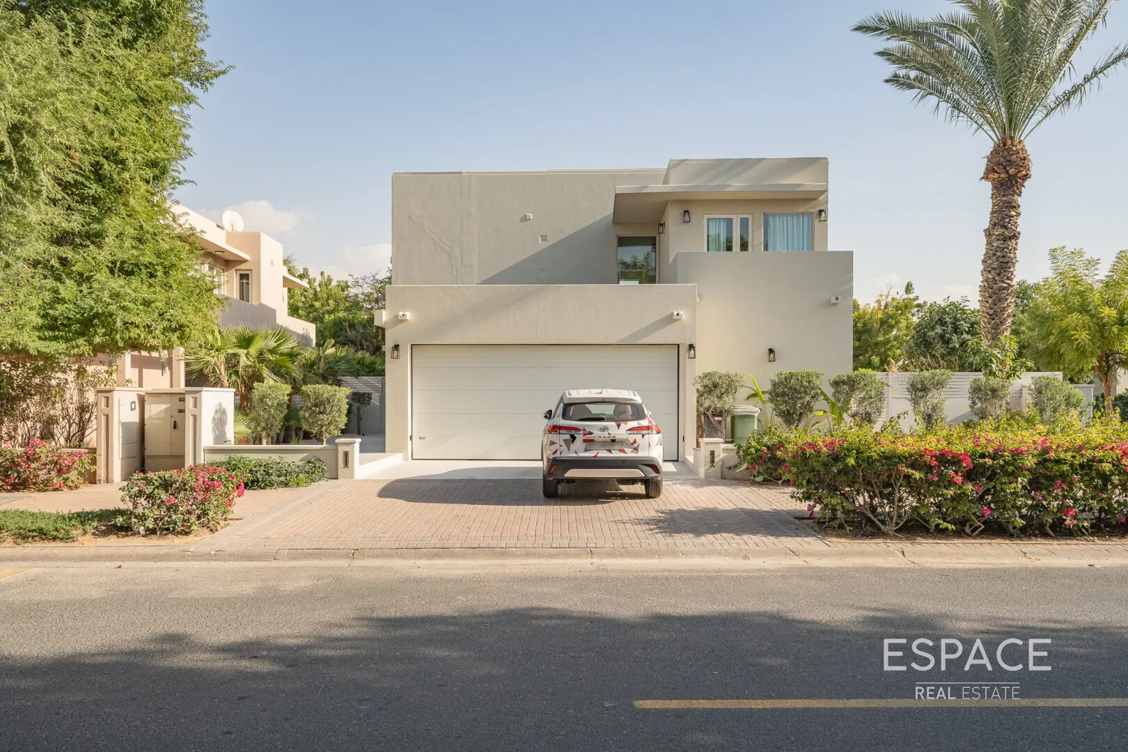 PropertiesGalleryCamera