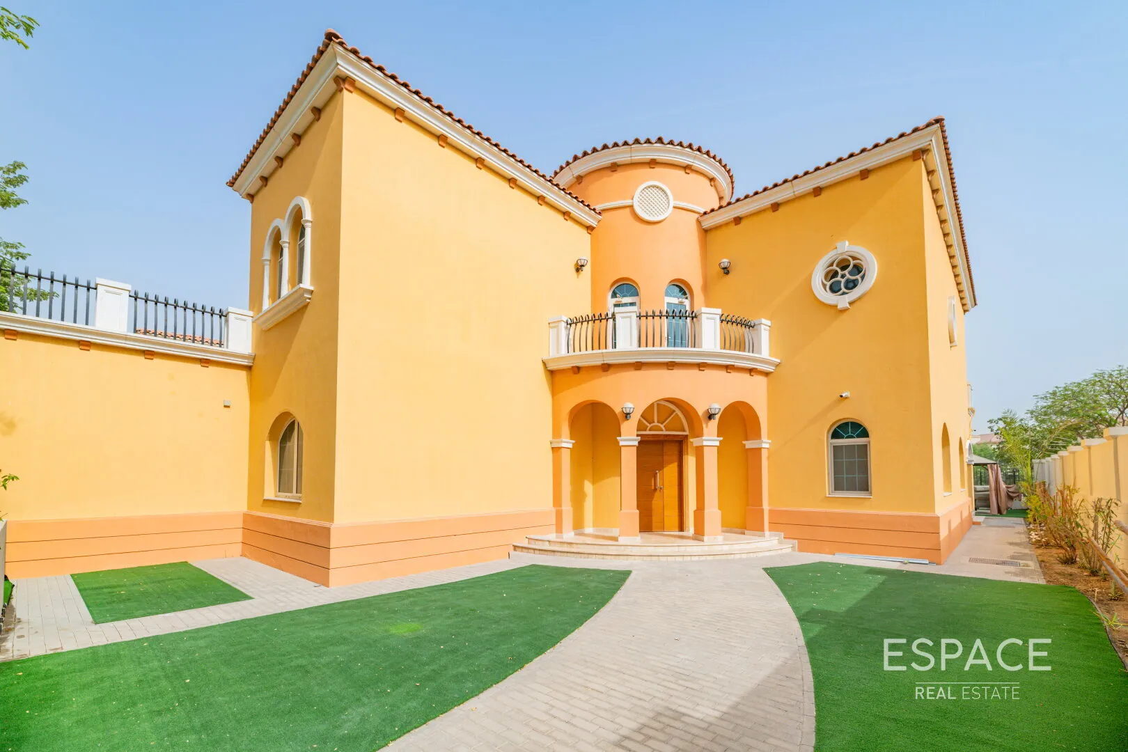 PropertiesGalleryCamera