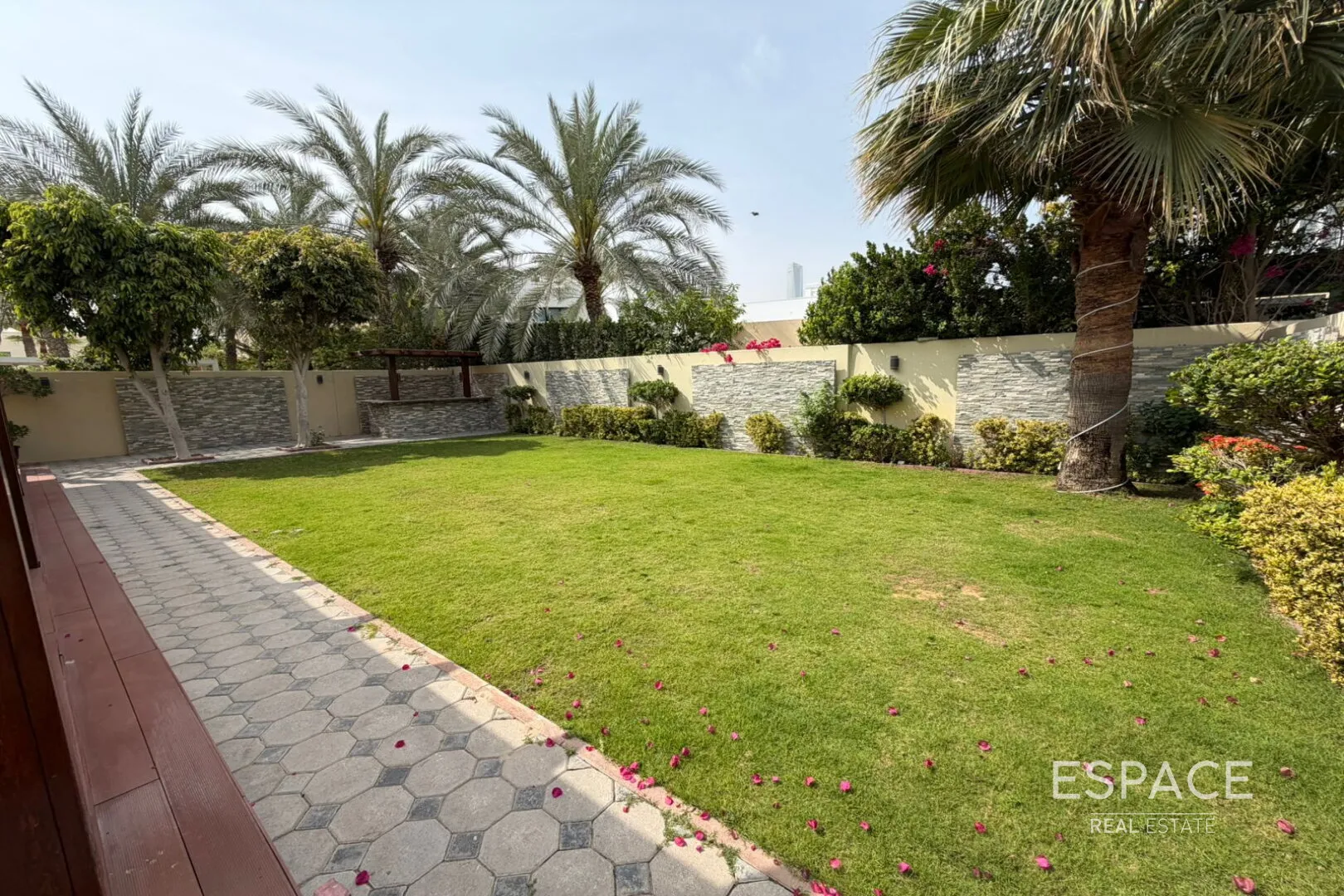 single static gallery