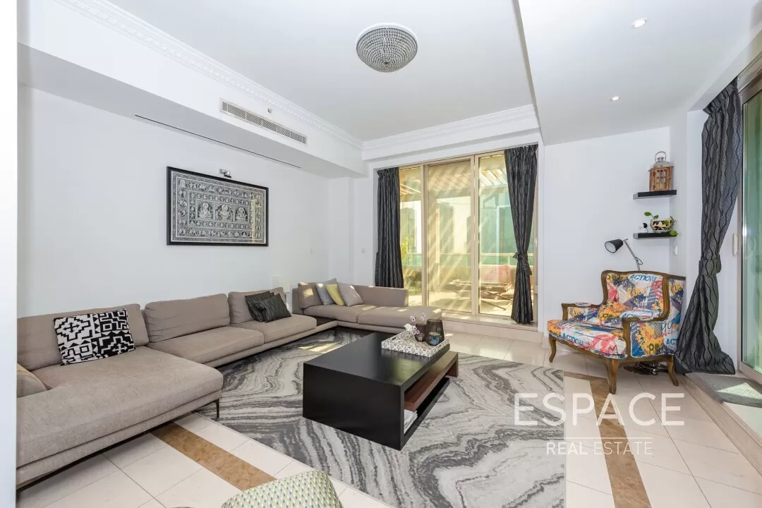 single static gallery