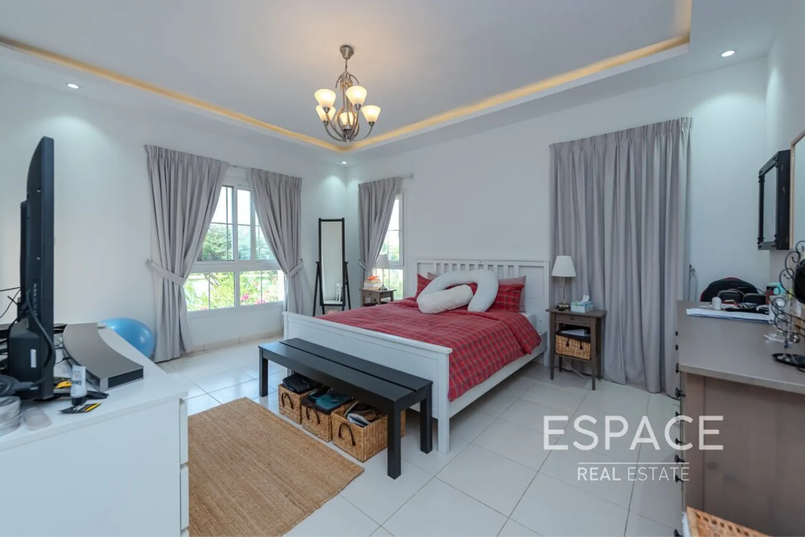 PropertiesGalleryCamera