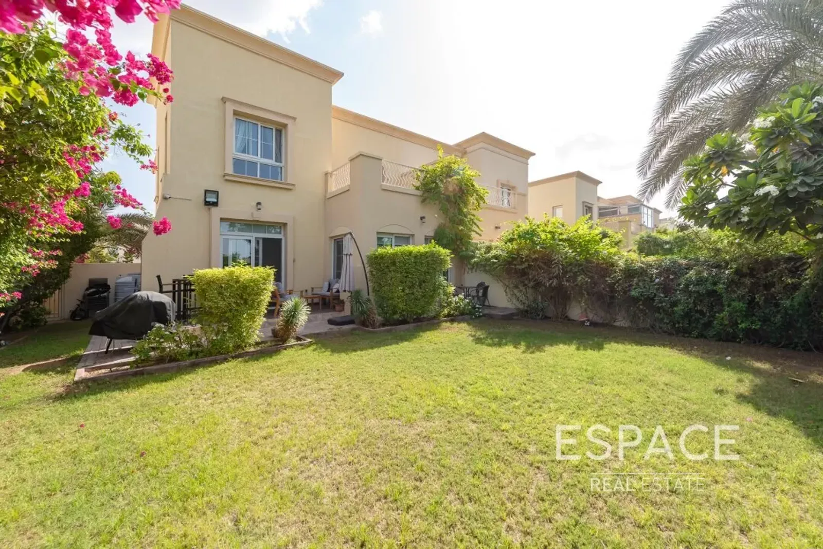 PropertiesGalleryCamera