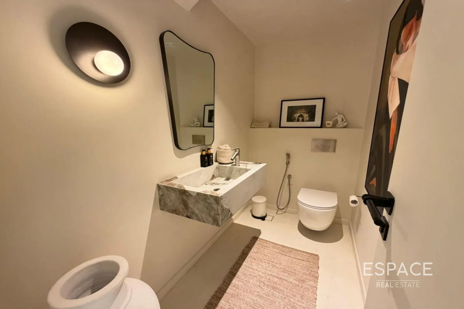 single static gallery