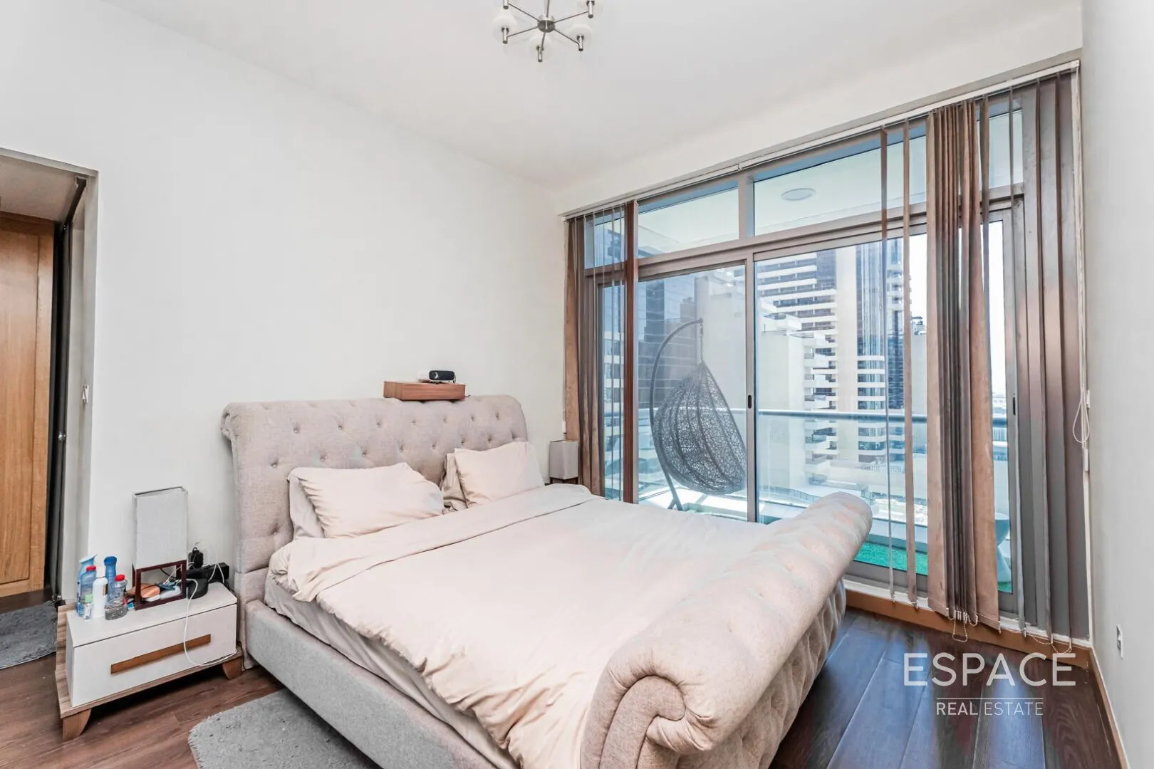 PropertiesGalleryCamera