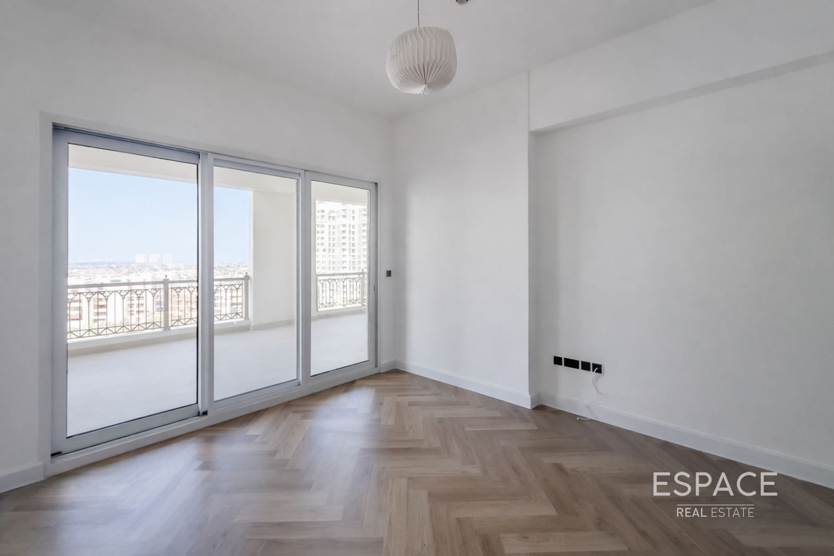 single static gallery