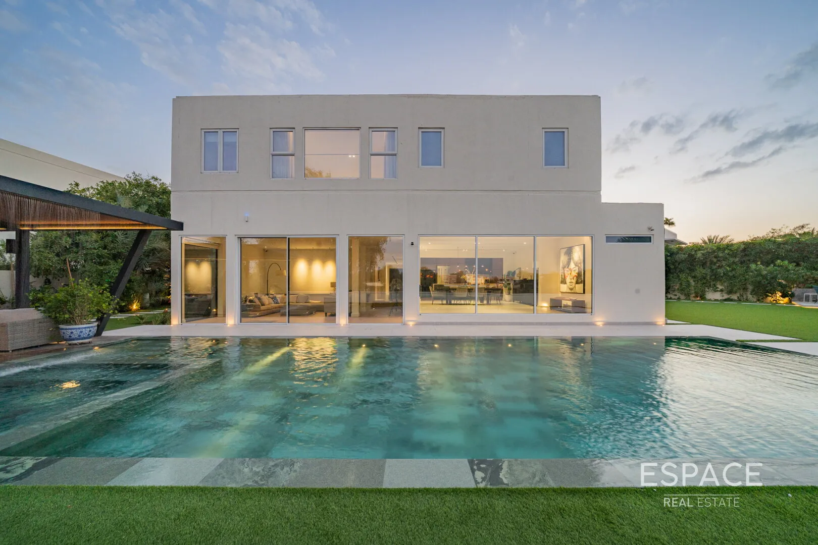 PropertiesGalleryCamera