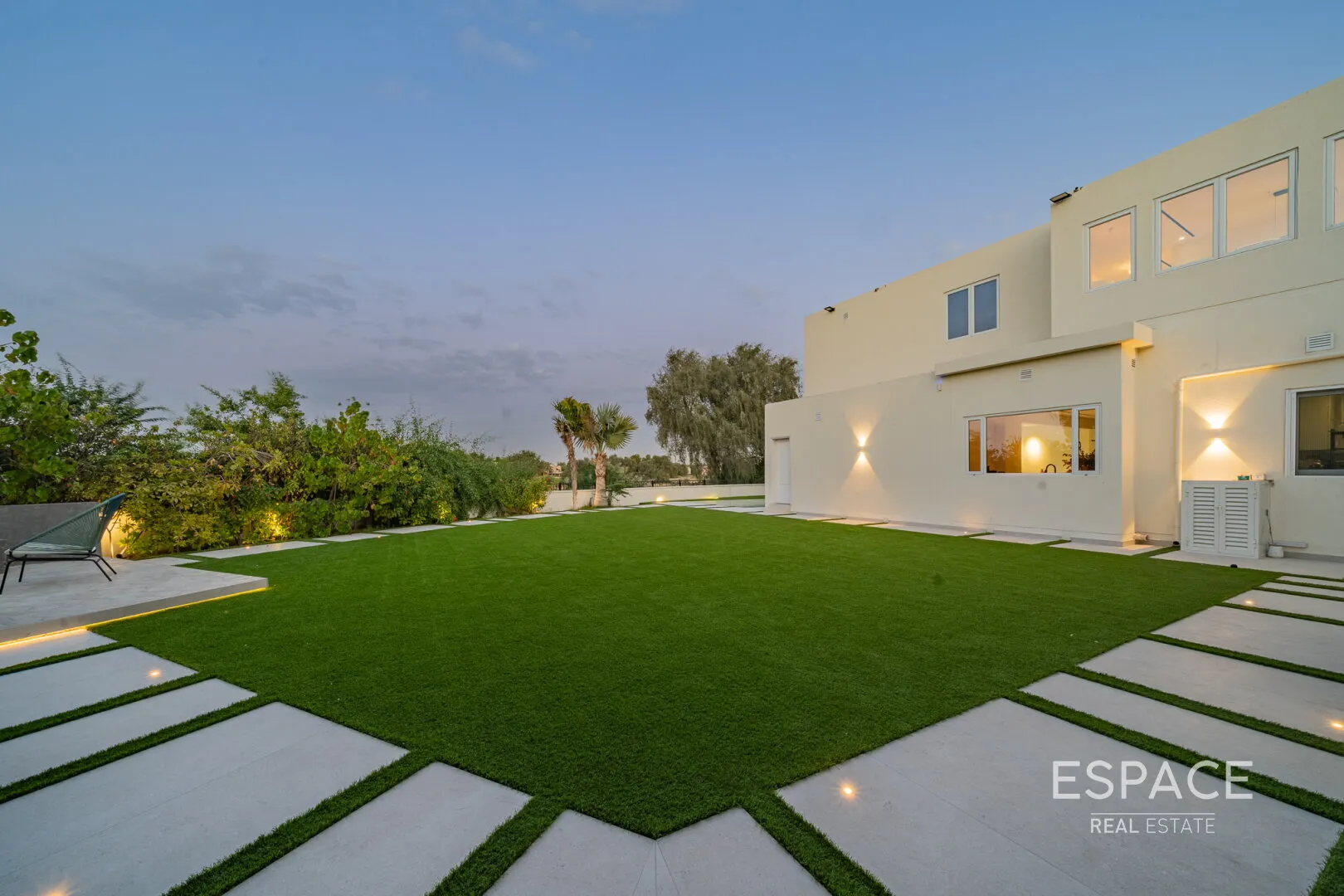 PropertiesGalleryCamera