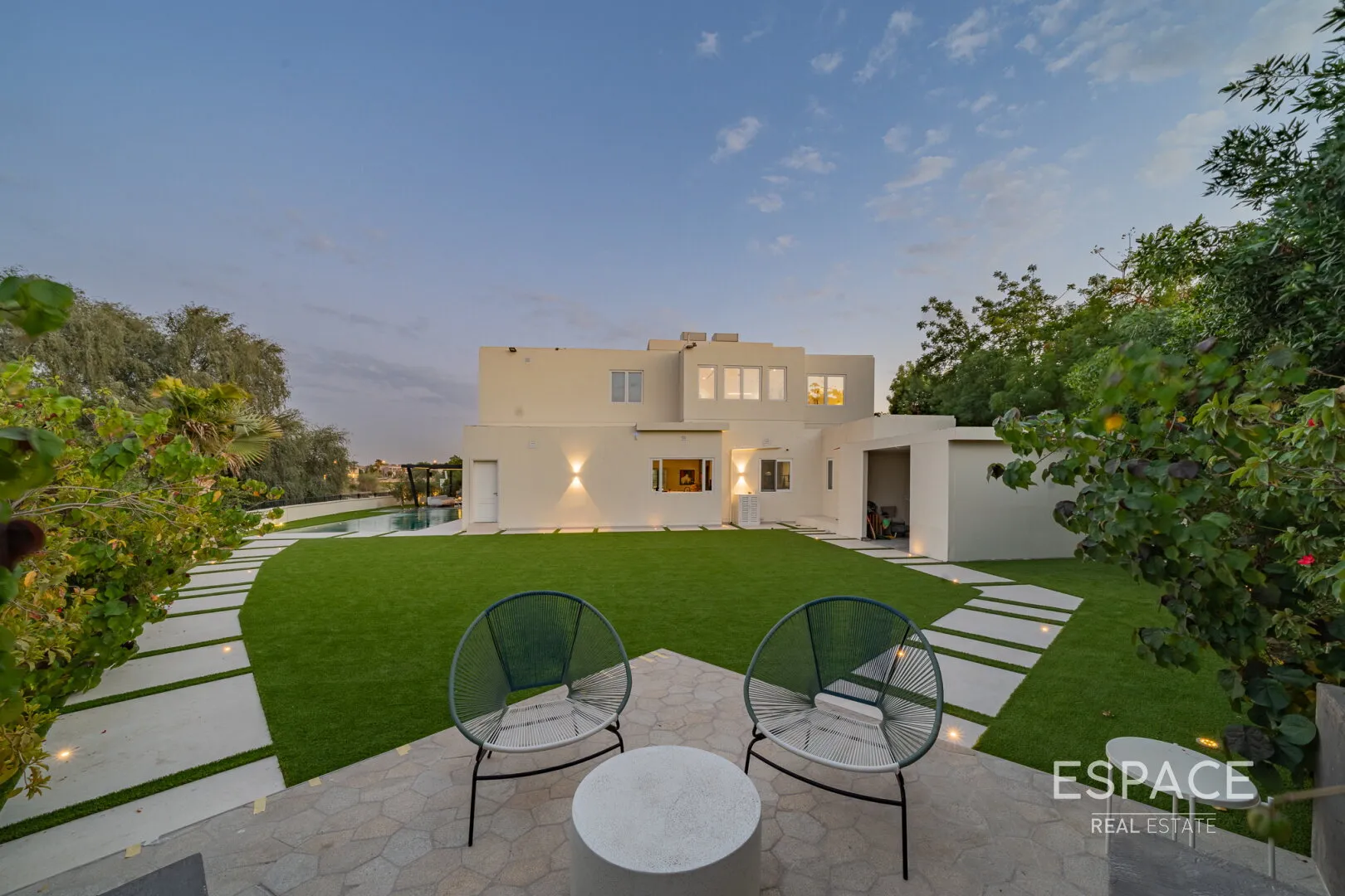 PropertiesGalleryCamera