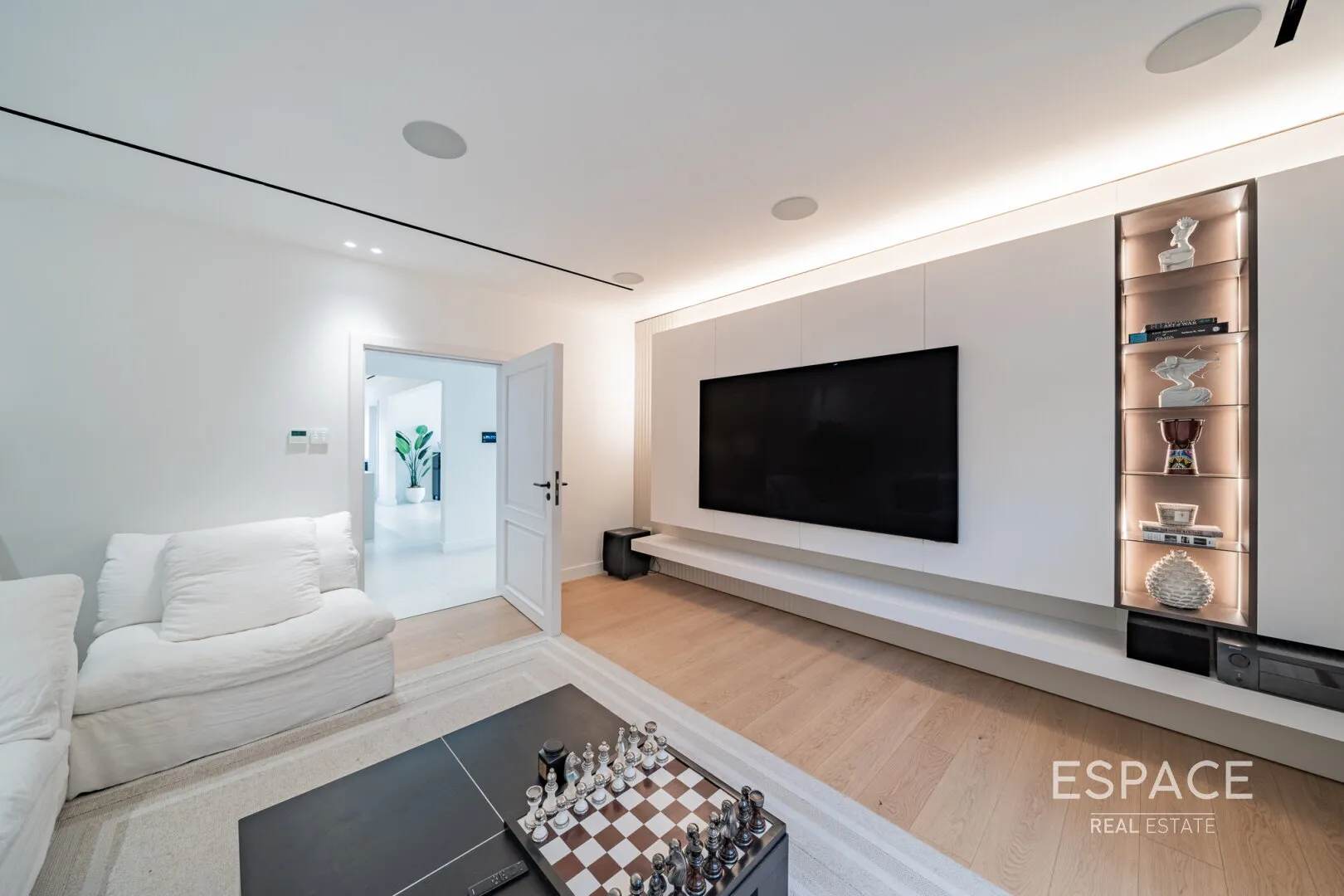 single static gallery