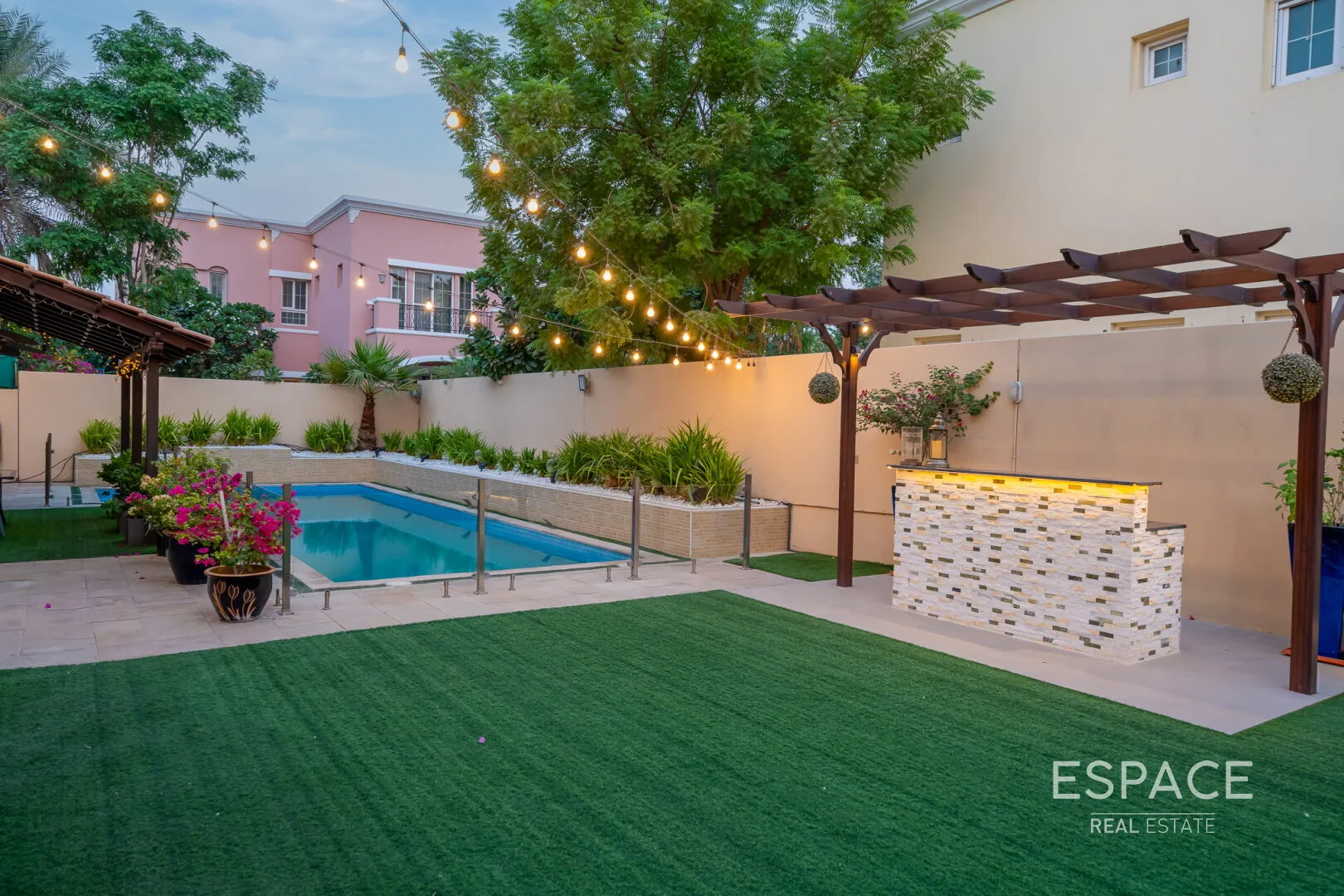 single static gallery