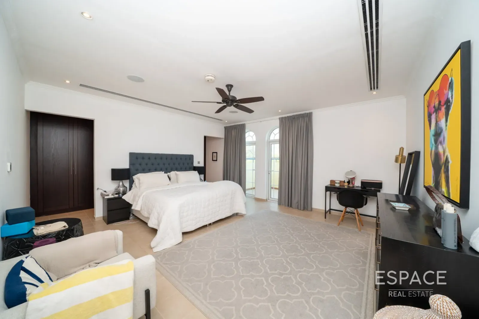 PropertiesGalleryCamera