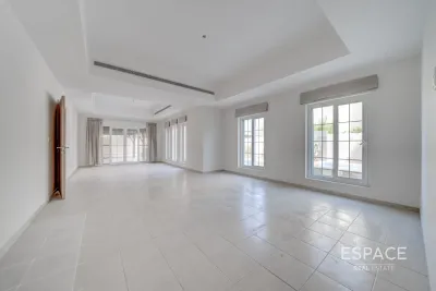 Terranova, Arabian Ranches, Dubai - Espace