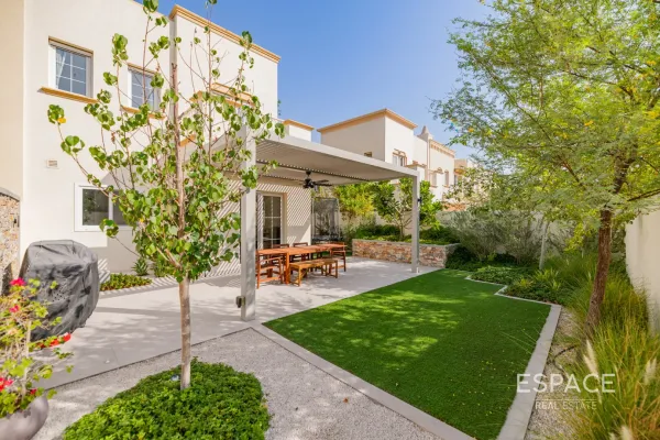 Springs 9, Springs, Dubai - Espace