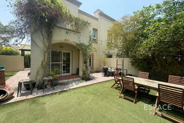 Springs 6, Springs, Dubai - Espace
