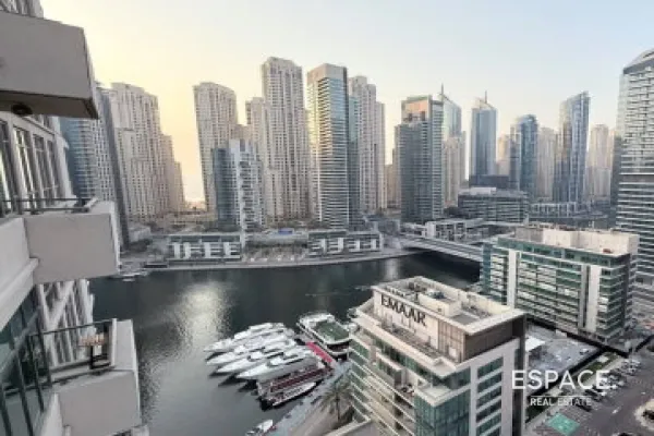 Al Majara 2, Dubai Marina, Dubai - Espace