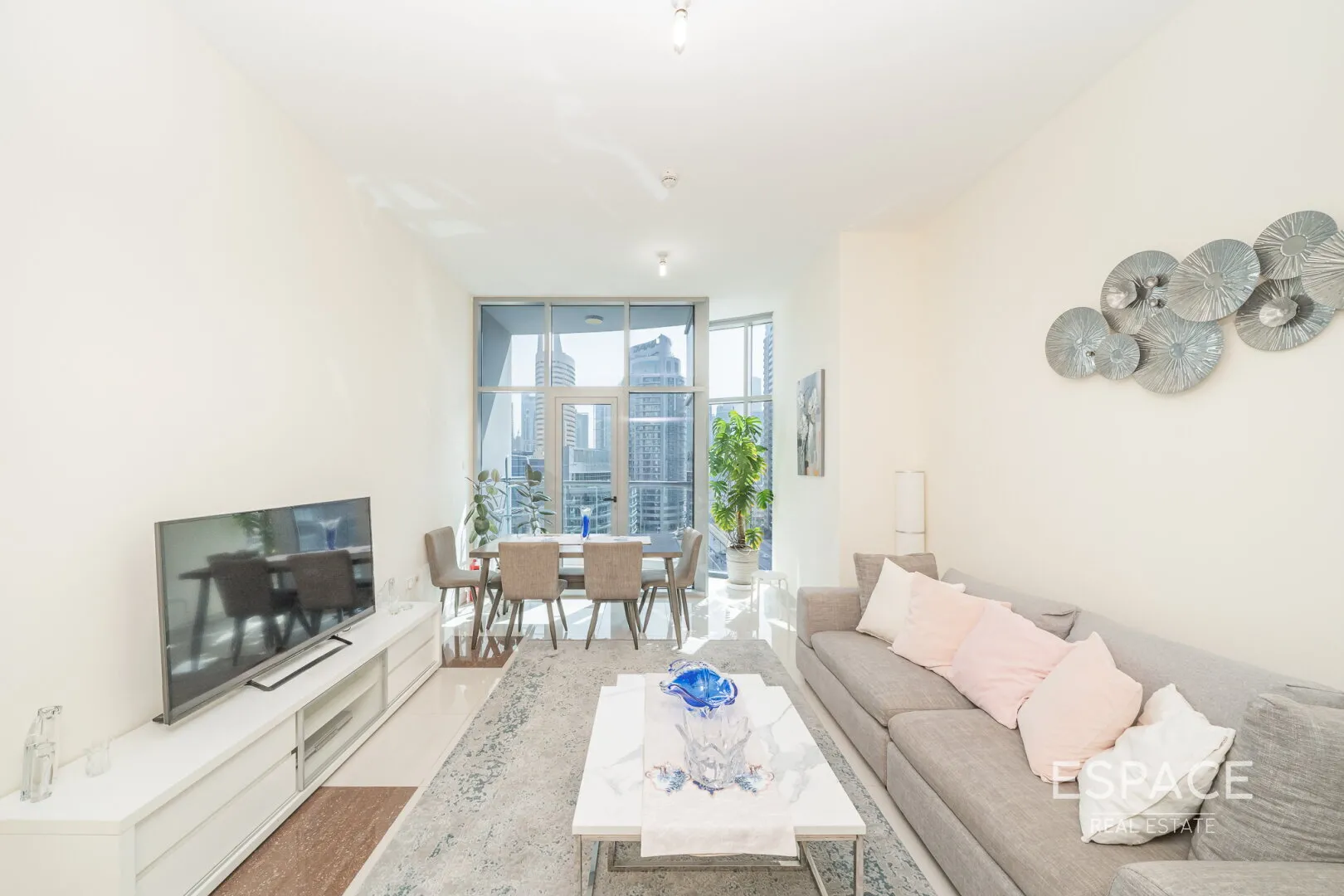 single static gallery