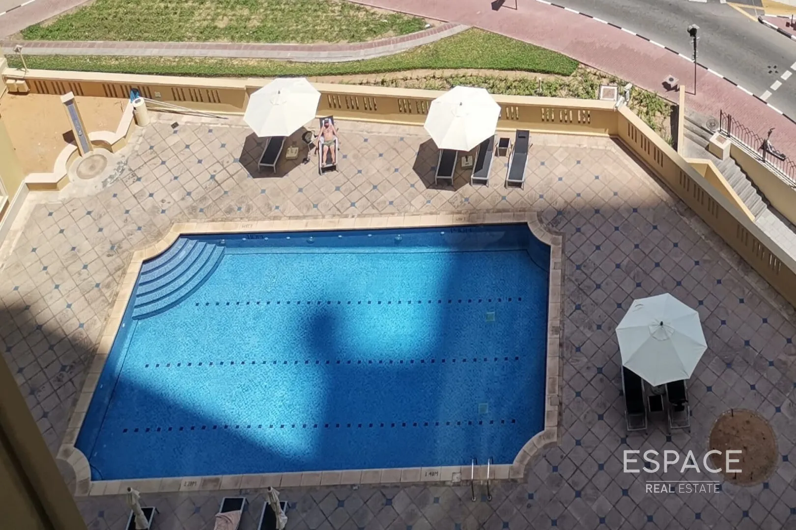 PropertiesGalleryCamera
