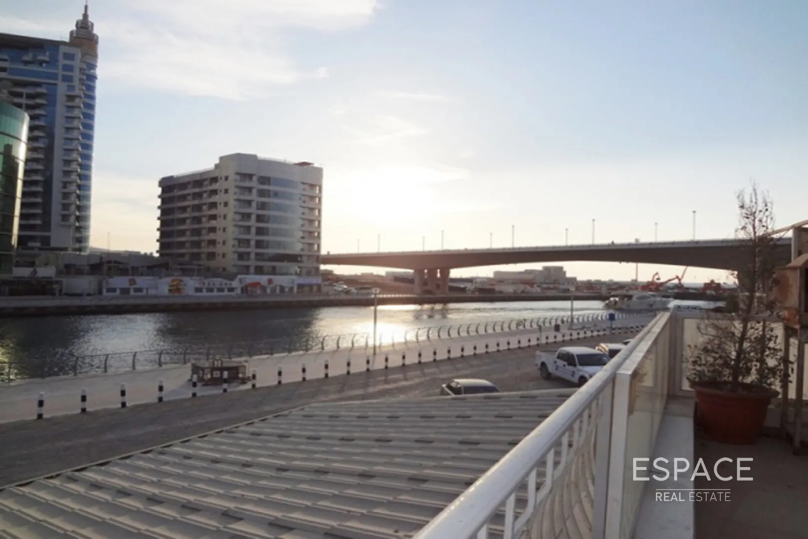 PropertiesGalleryCamera