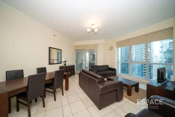 The Torch, Dubai Marina, Dubai - Espace