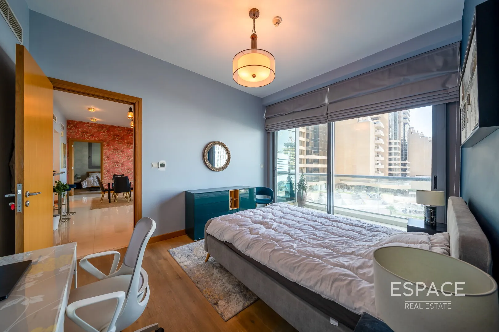 single static gallery