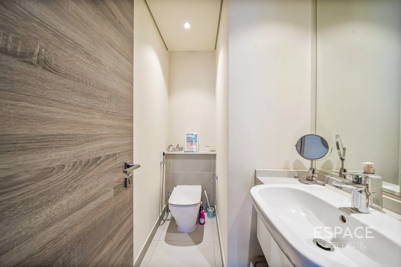 PropertiesGalleryCamera