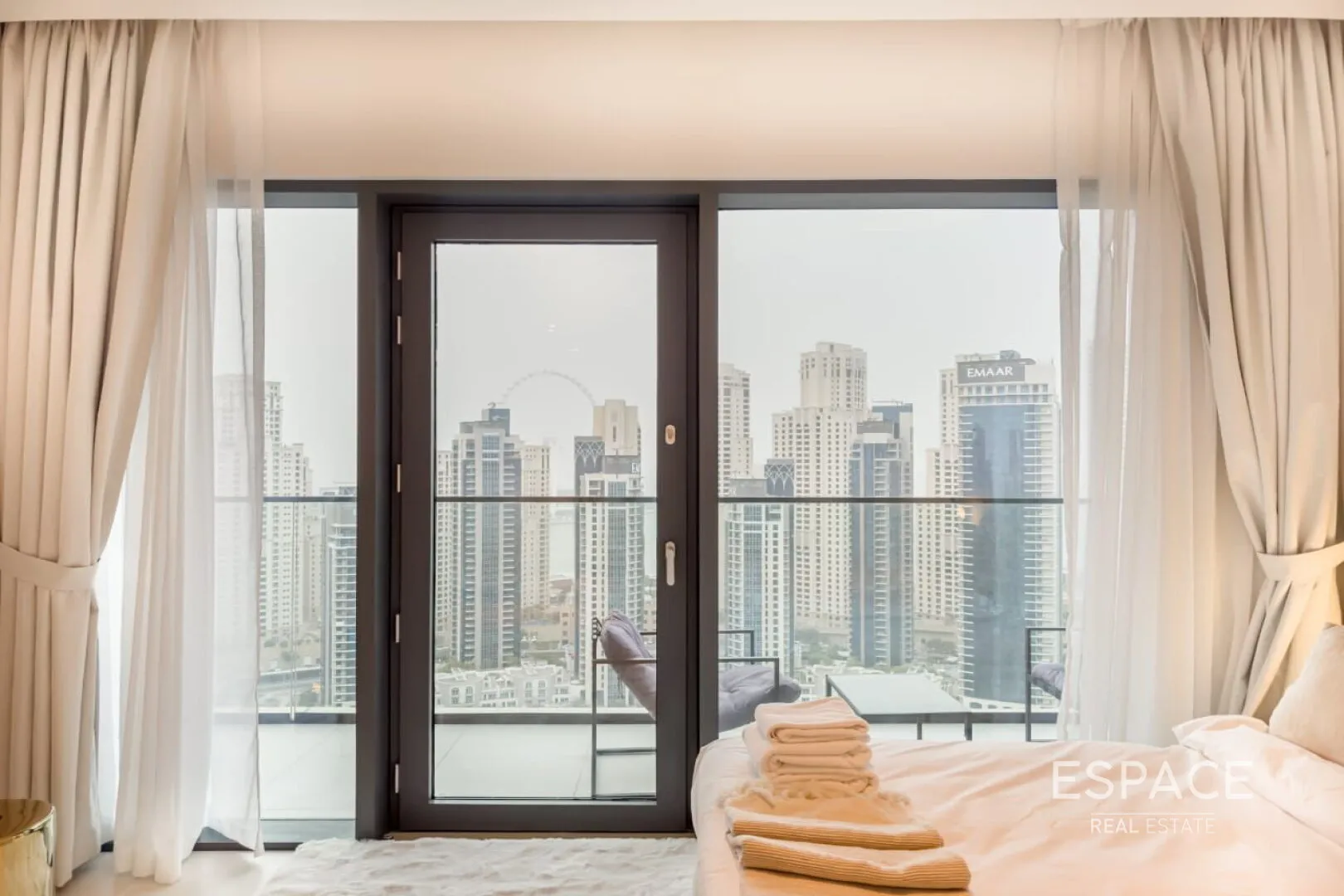 PropertiesGalleryCamera