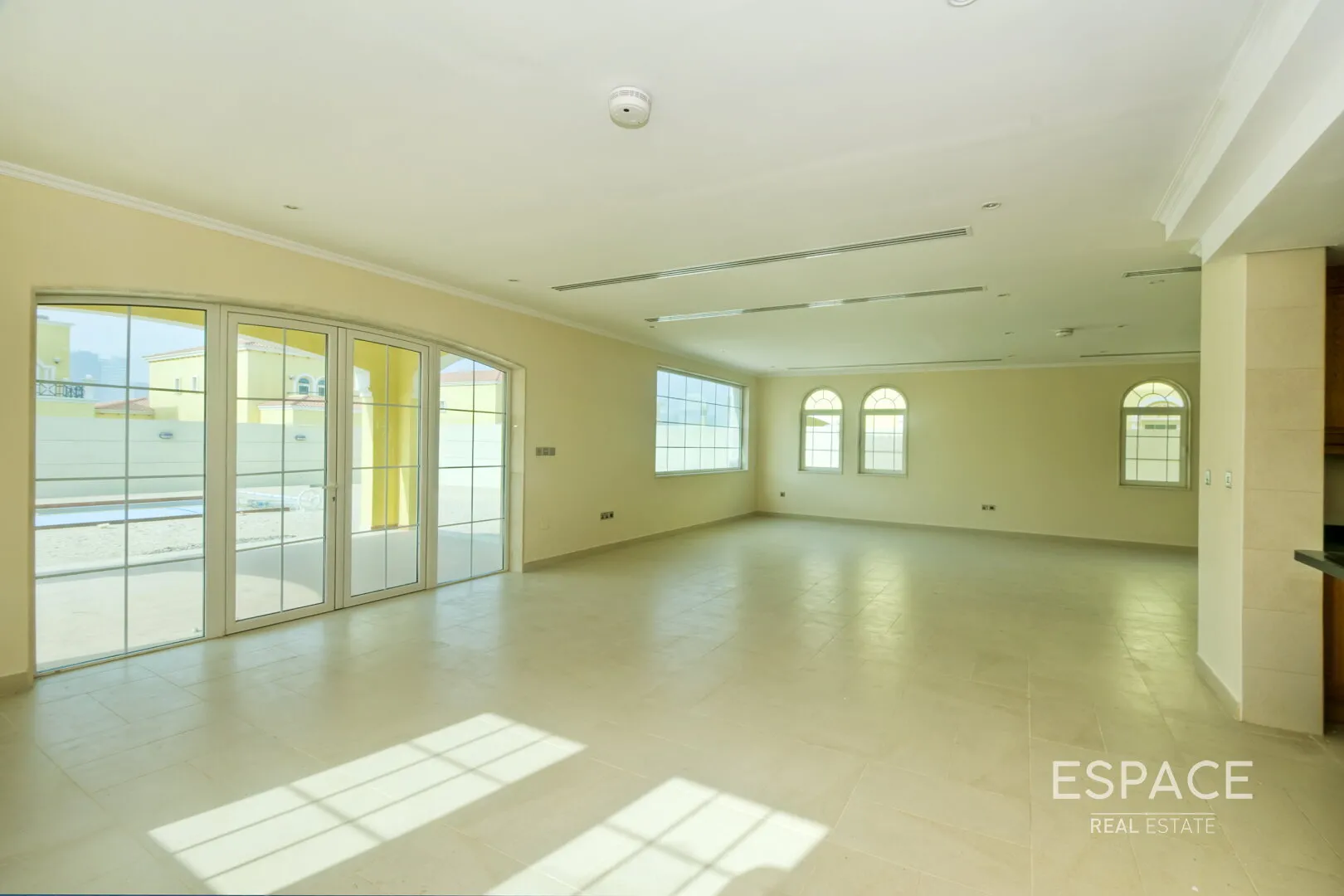 single static gallery